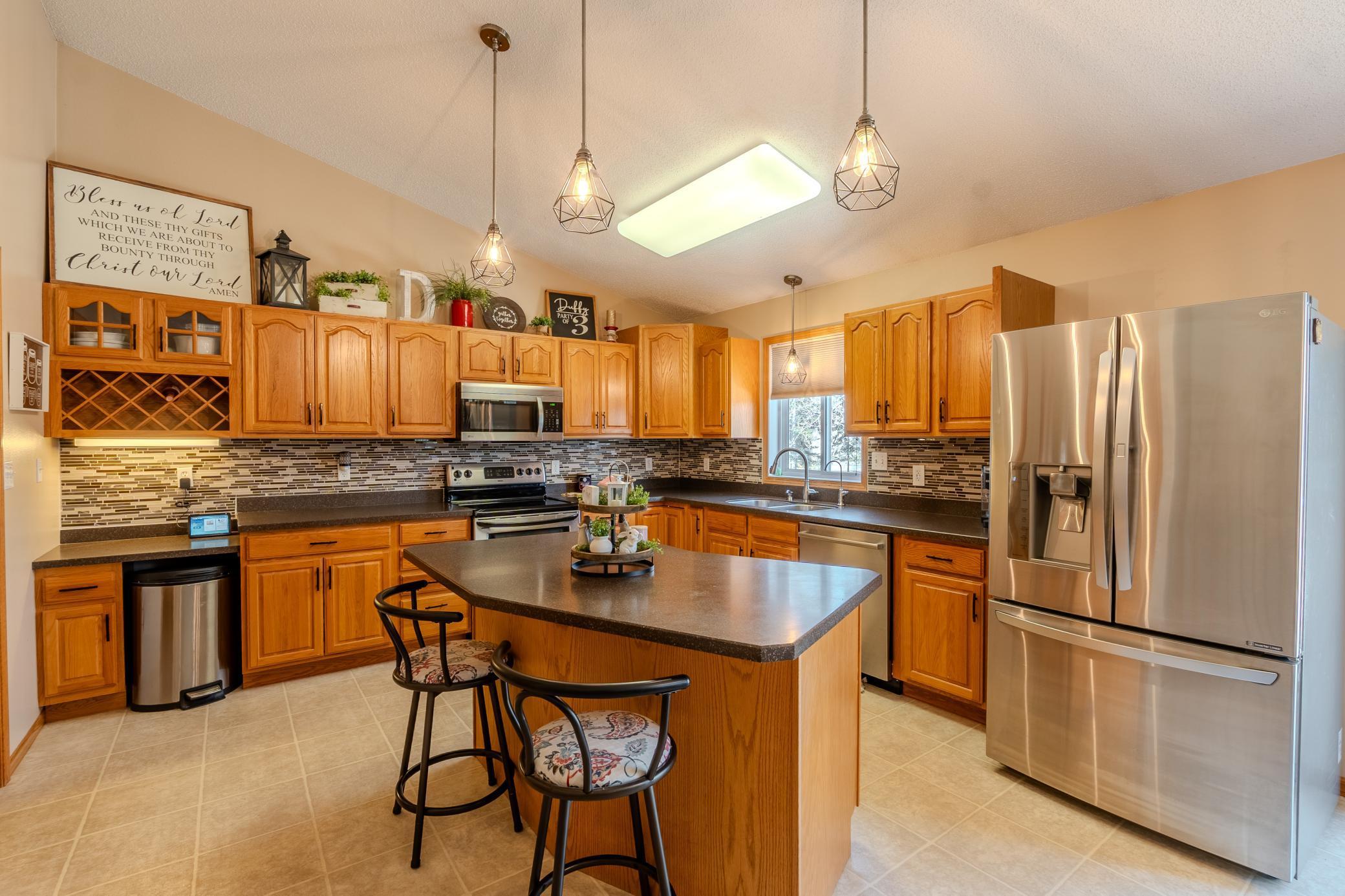1909 Nelson Drive, Thief River Falls, Minnesota image 20