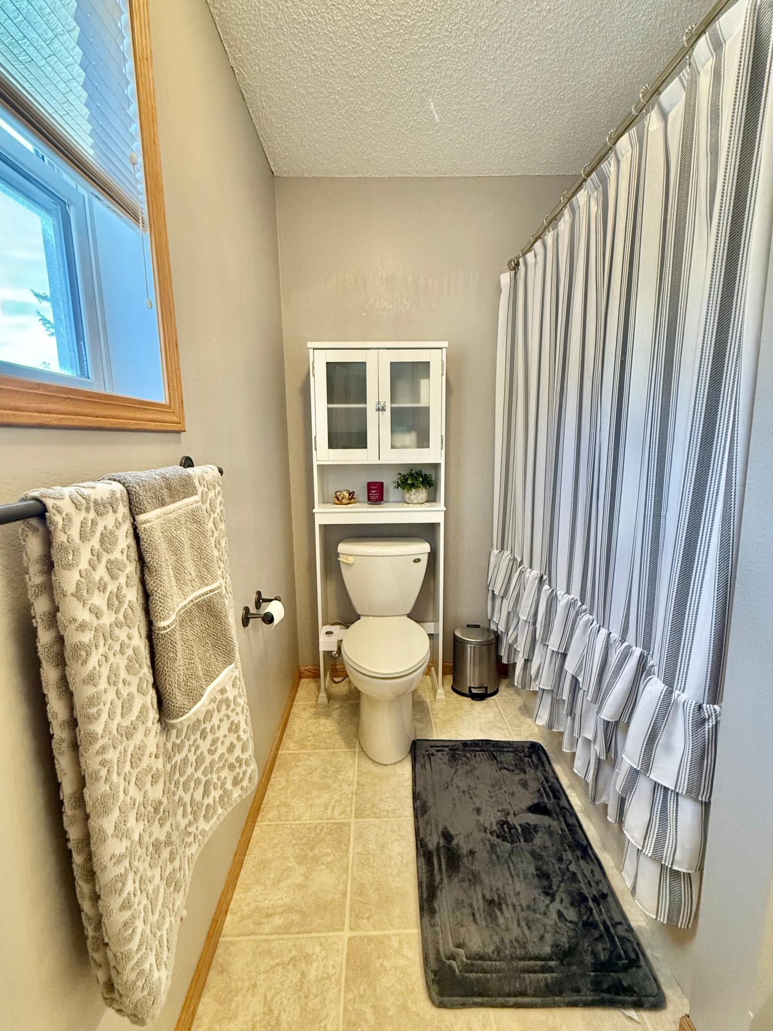 1909 Nelson Drive, Thief River Falls, Minnesota image 35