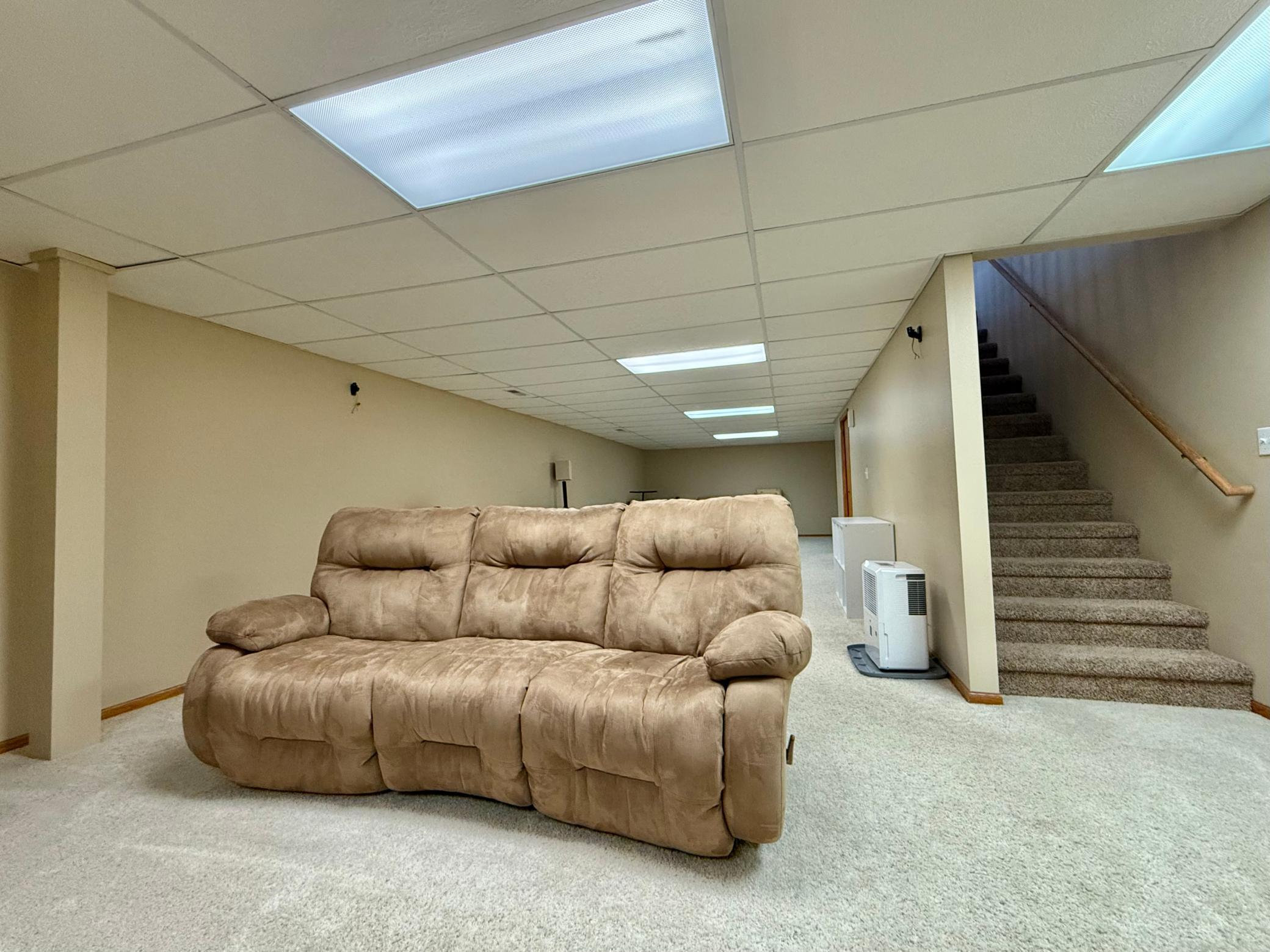 1909 Nelson Drive, Thief River Falls, Minnesota image 50