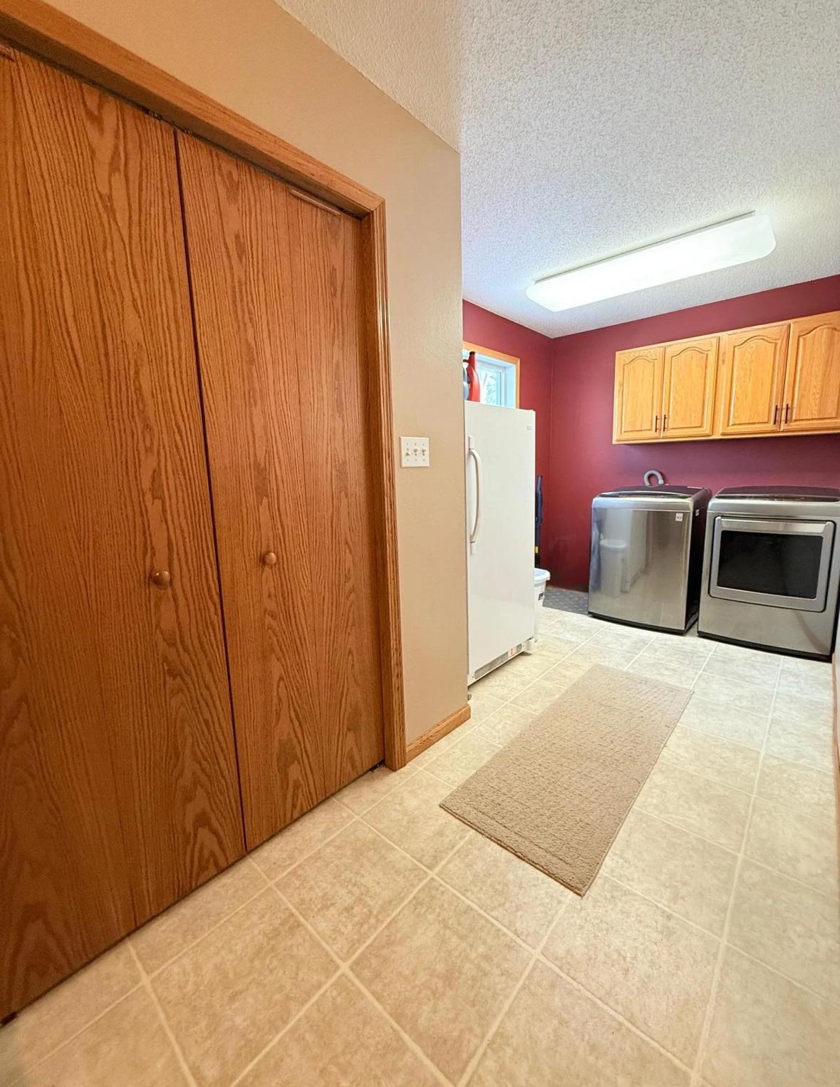 1909 Nelson Drive, Thief River Falls, Minnesota image 30
