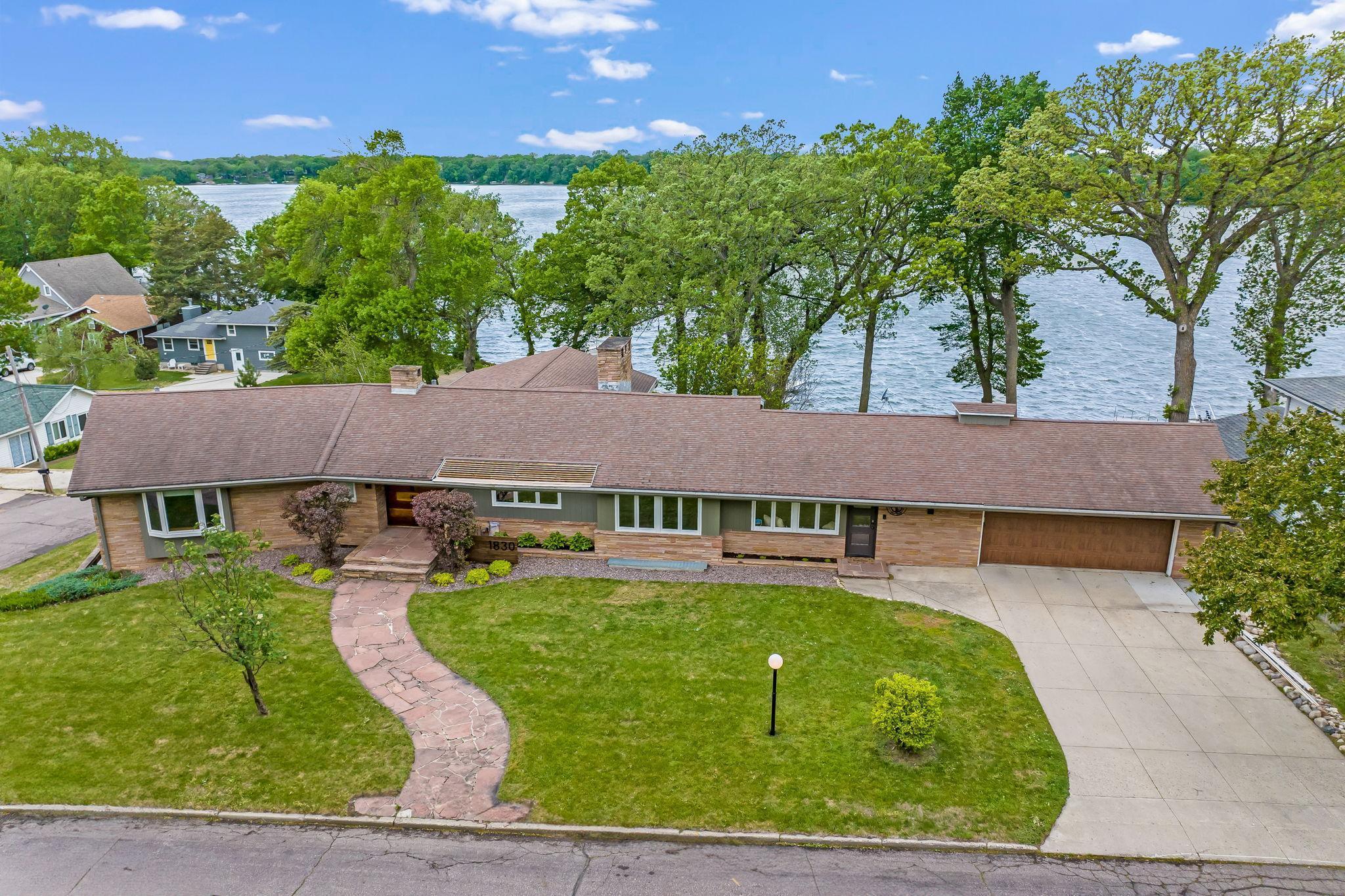 1830 Oakwood Avenue, Fairmont, Minnesota image 2