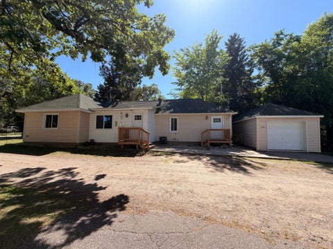 Homes For Sale - 210 Euclid Avenue<br/> Big Lake, MN 55309