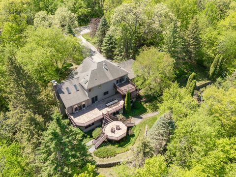 Homes For Sale - 1937 Sagewood Court<br/> Olmsted County, Rochester, MN 55901