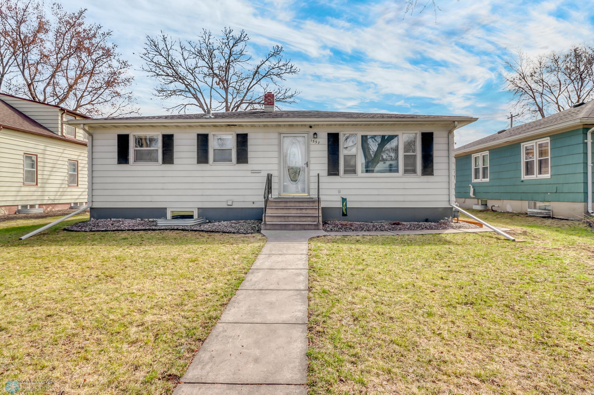 1537 12th Street, Fargo, North Dakota image 1