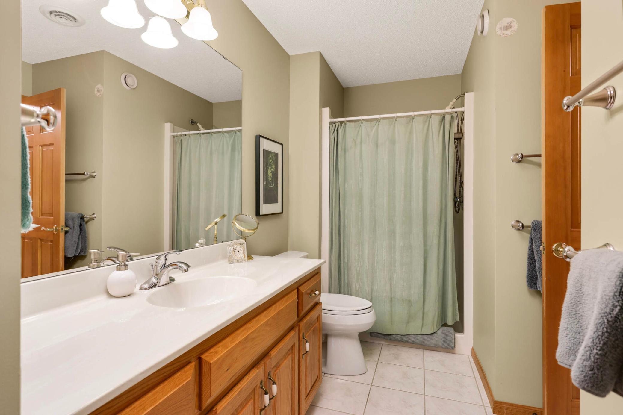 1049 Westcliff Curve, Saint Paul, Minnesota image 20