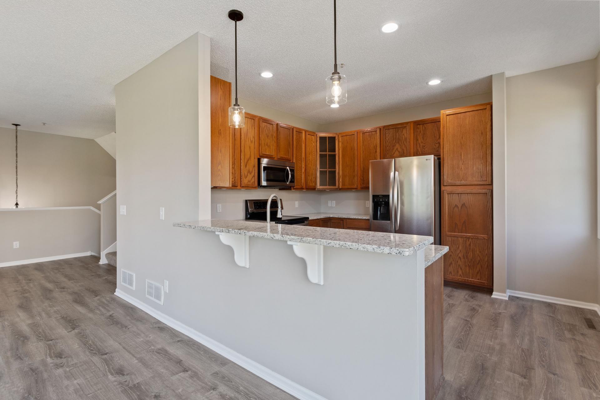 3611 Hazel Trail #E, Woodbury, Minnesota image 11