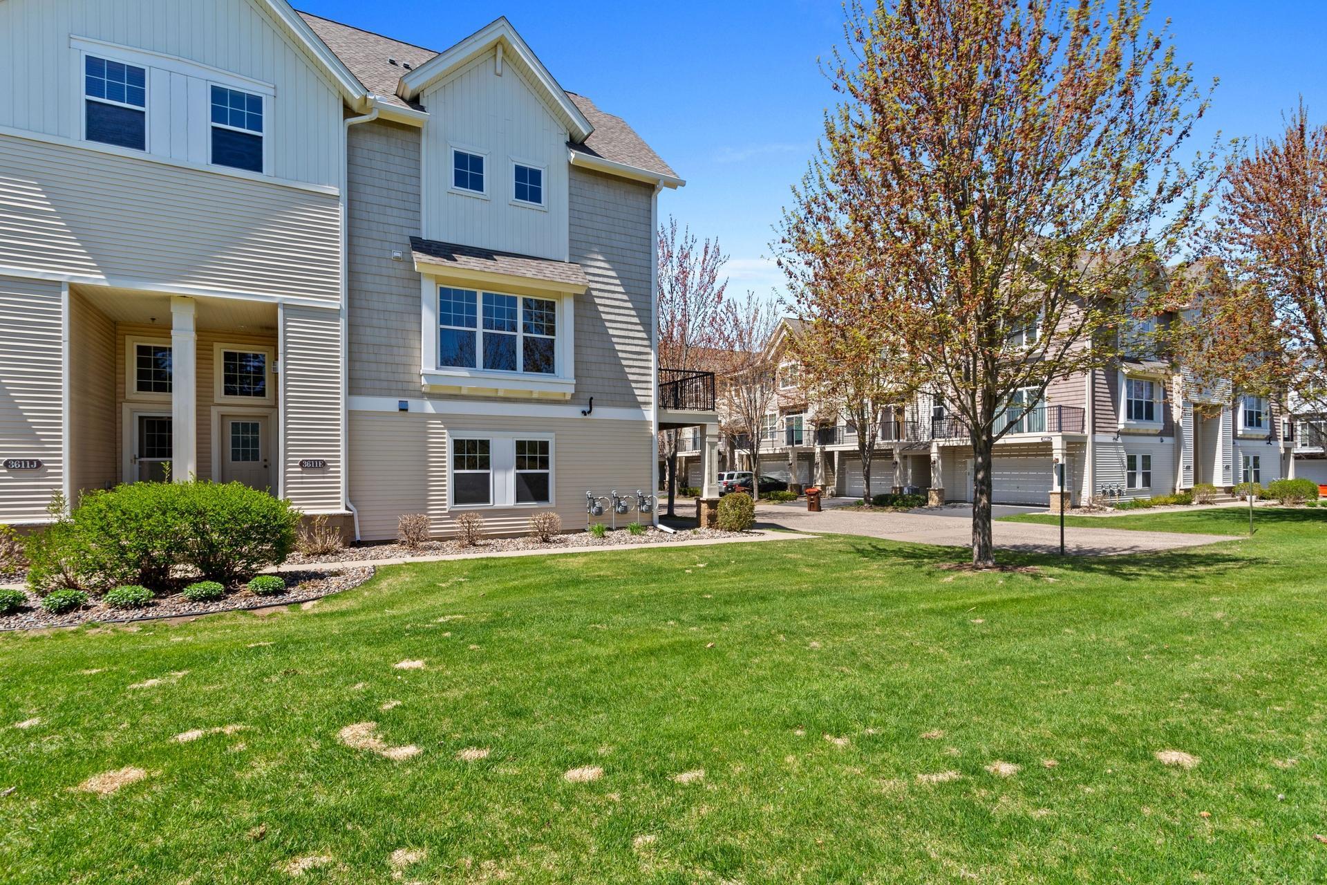 3611 Hazel Trail #E, Woodbury, Minnesota image 3