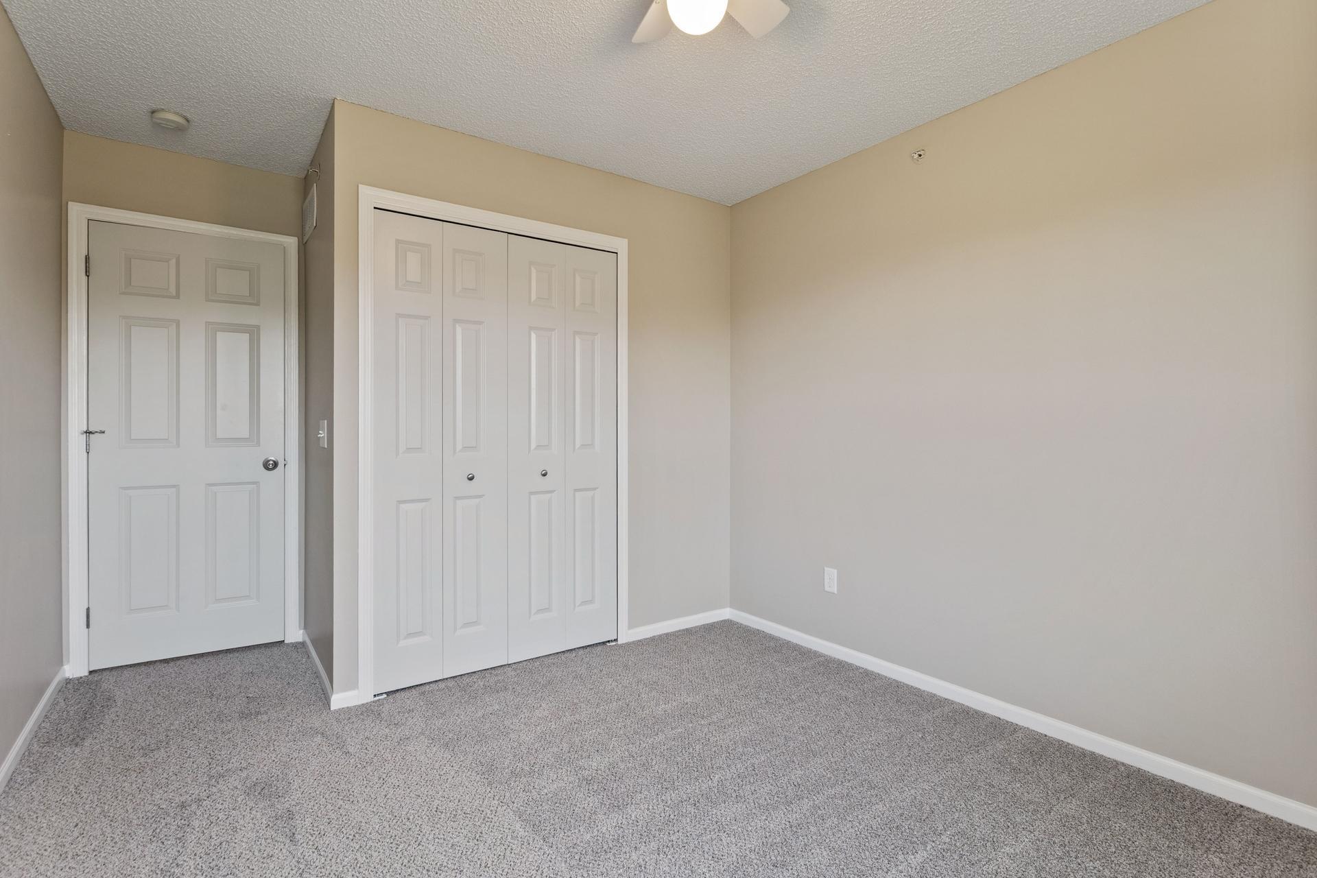 3611 Hazel Trail #E, Woodbury, Minnesota image 17