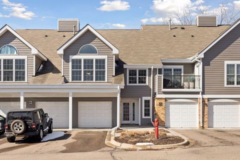 Condo For Sale - 6050 Chasewood Parkway<br/> Hopkins, MN 55343