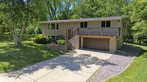 Homes For Sale - 8716 Virginia Avenue<br/> Bloomington, MN 55438