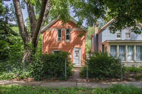 Homes For Sale - 3031 17th Avenue<br/> Minneapolis, MN 55407