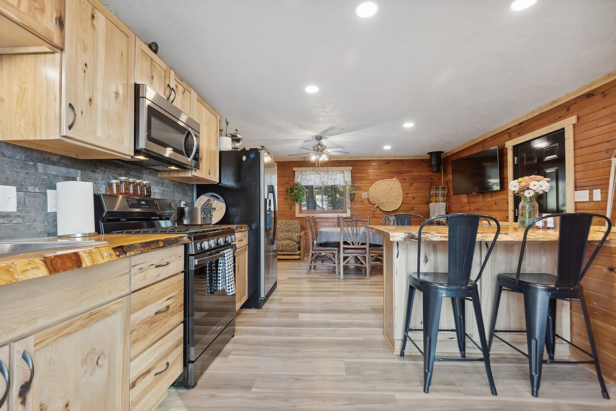 15968 W State Hwy 27/70, Stone Lake, Wisconsin image 16