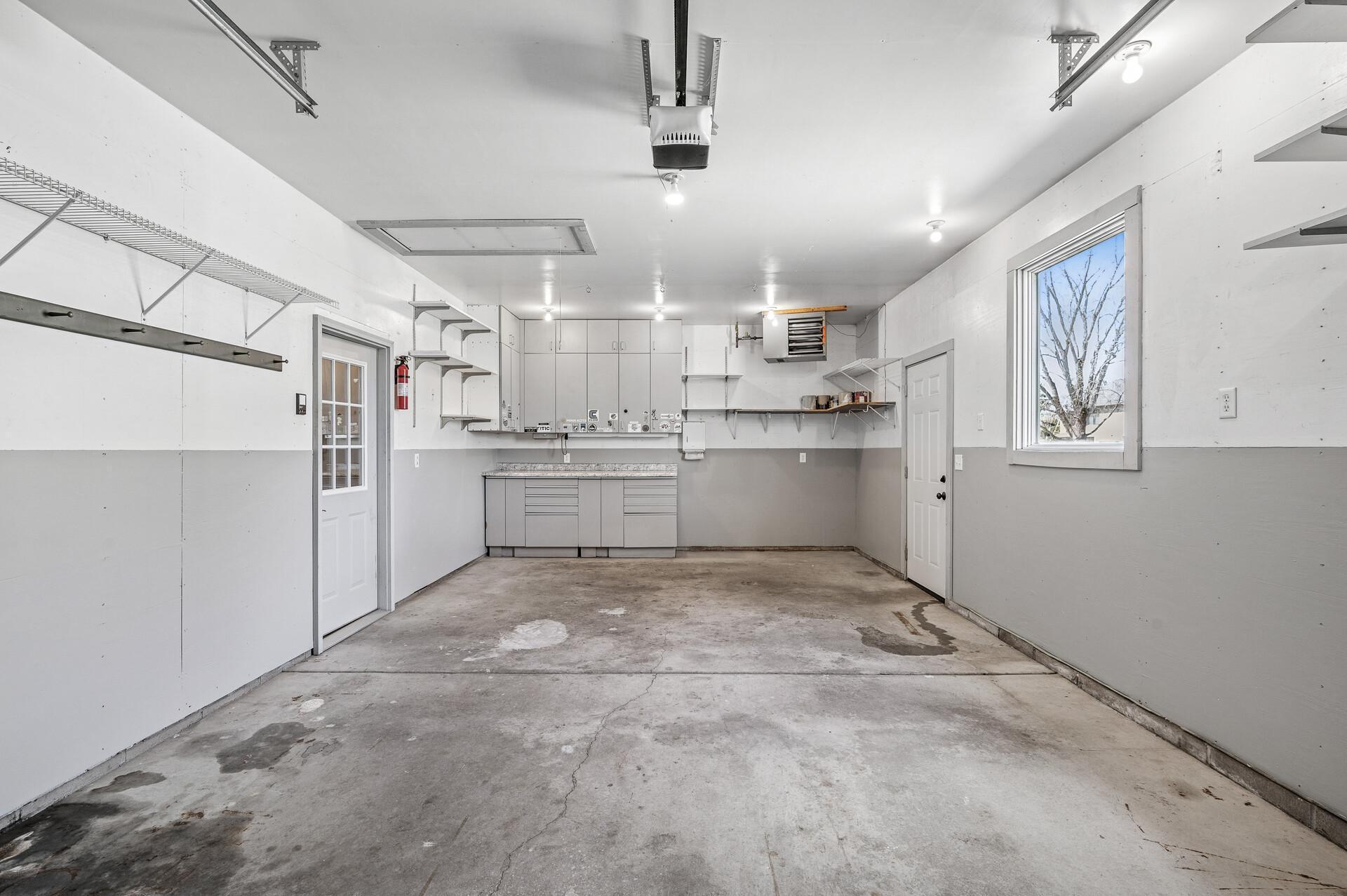 931 Saddlebrook Trail, Chanhassen, Minnesota image 25