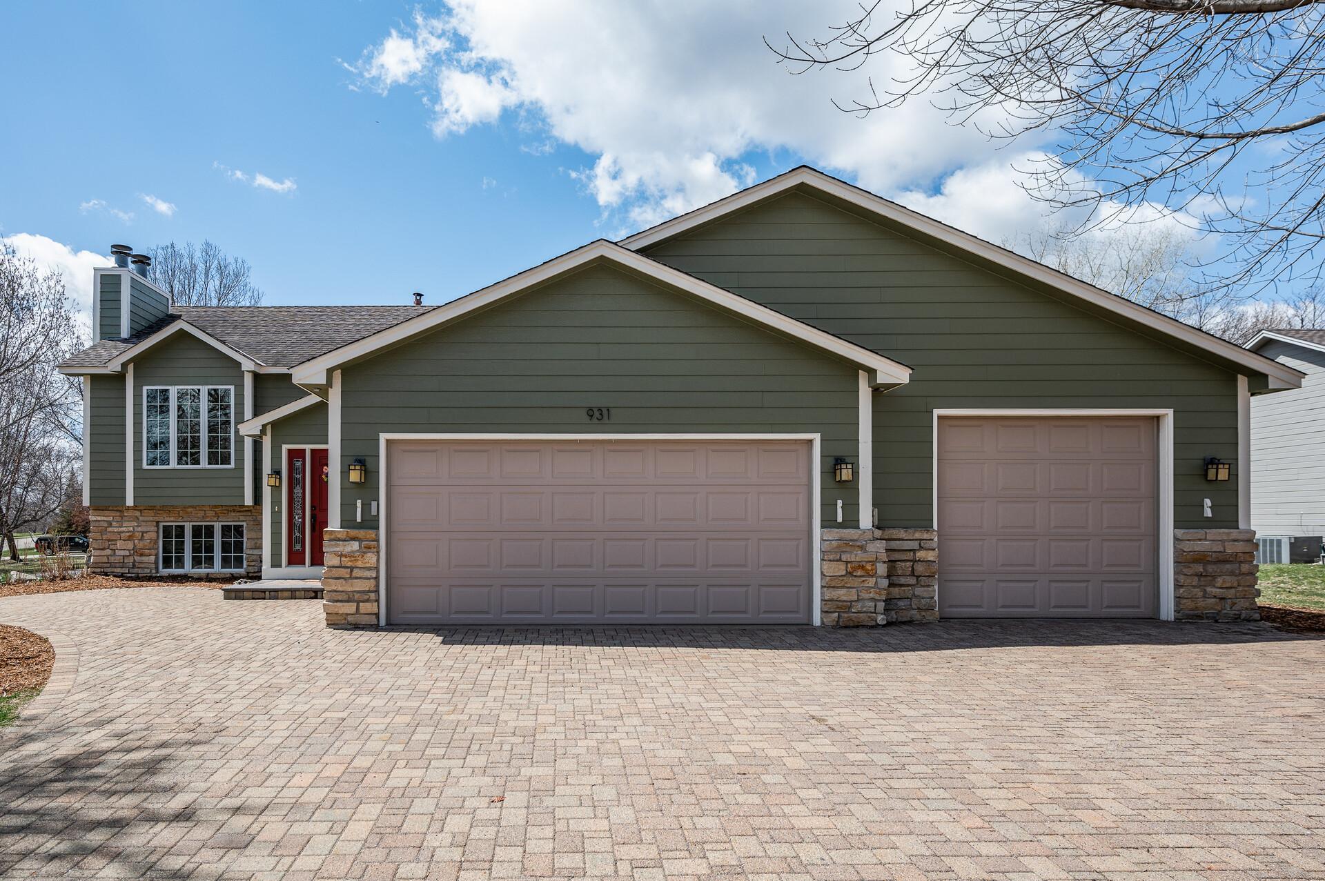 931 Saddlebrook Trail, Chanhassen, Minnesota image 3