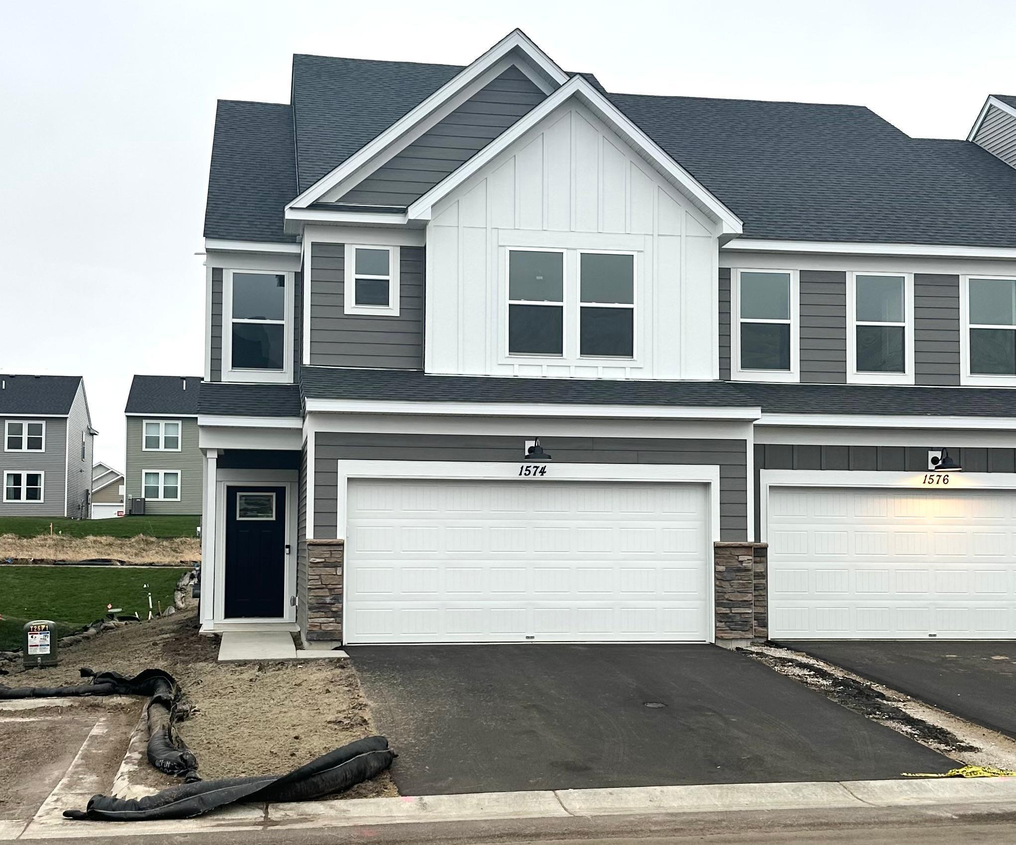 1574 Aclare Ridge, Rosemount, Minnesota image 1