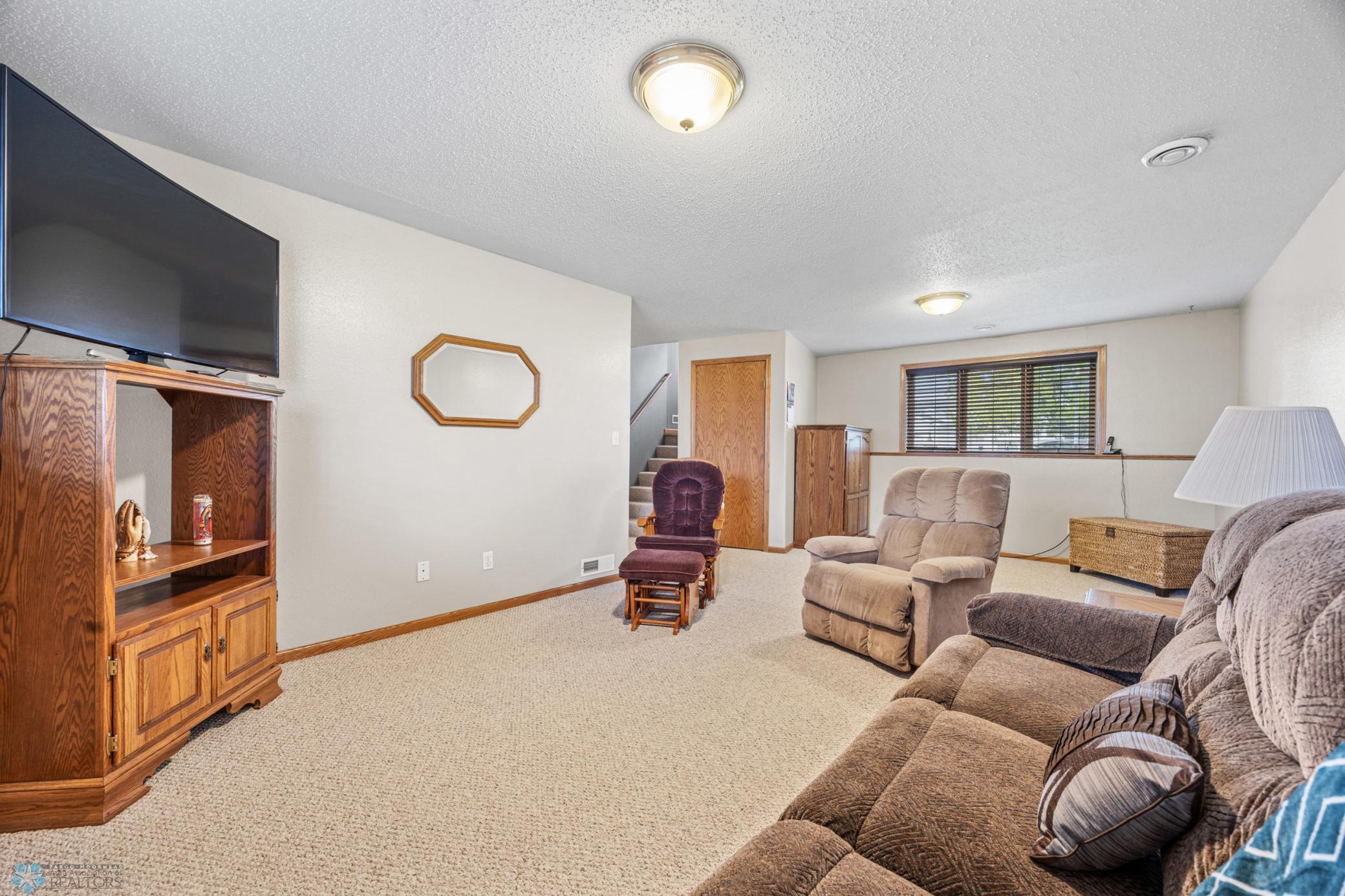 909 Homestead Court, West Fargo, North Dakota image 19