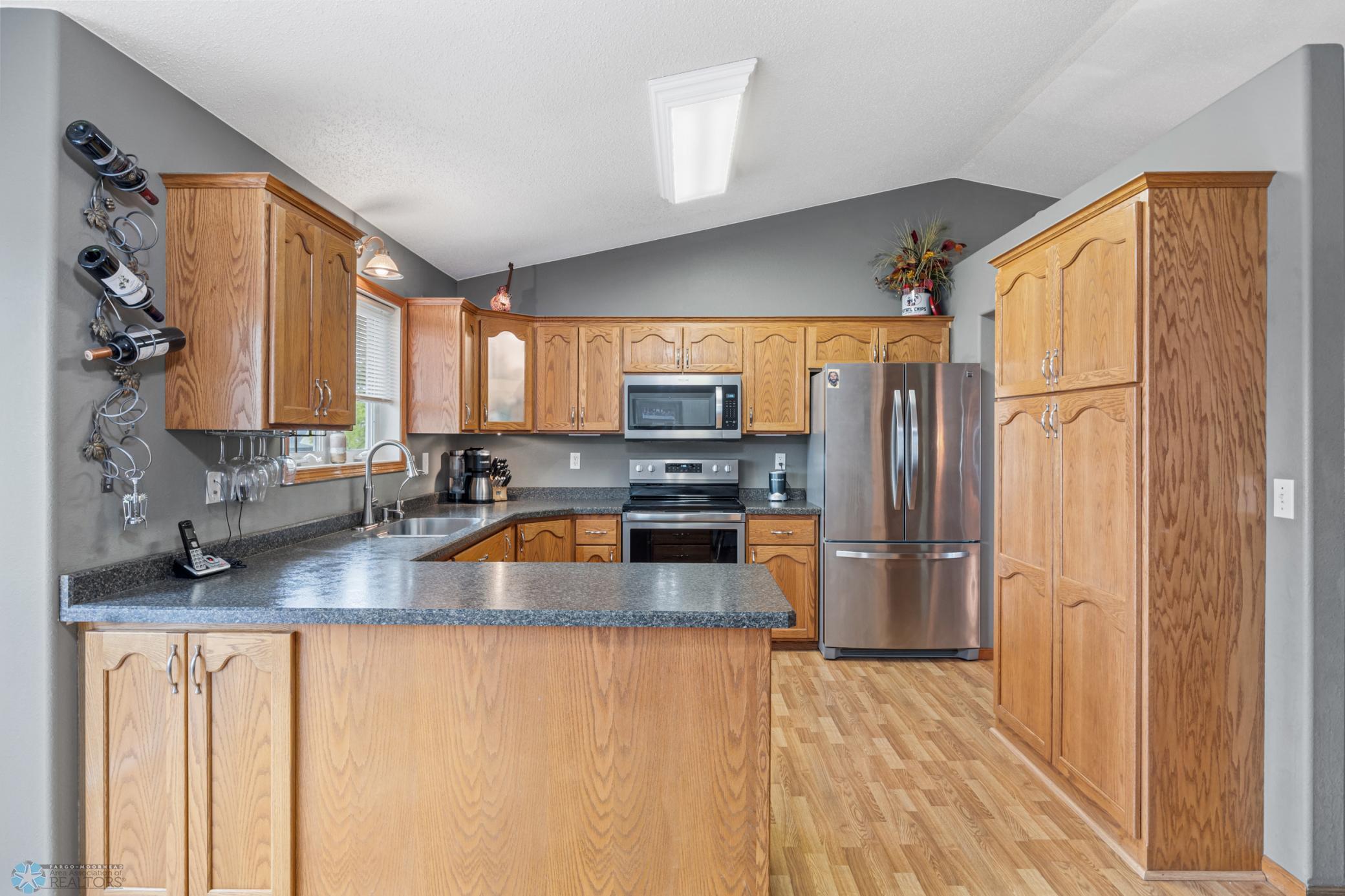 909 Homestead Court, West Fargo, North Dakota image 10