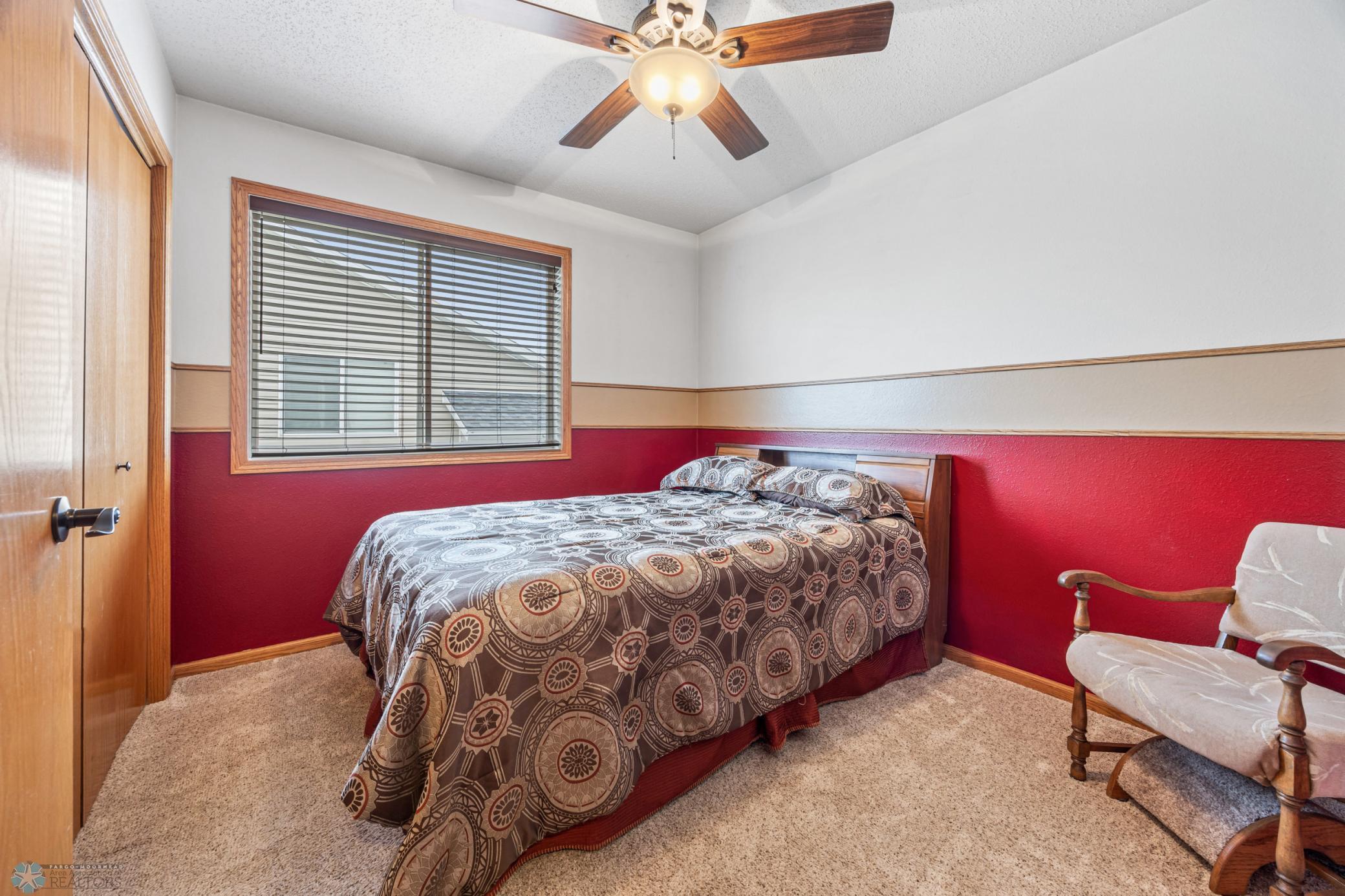 909 Homestead Court, West Fargo, North Dakota image 13