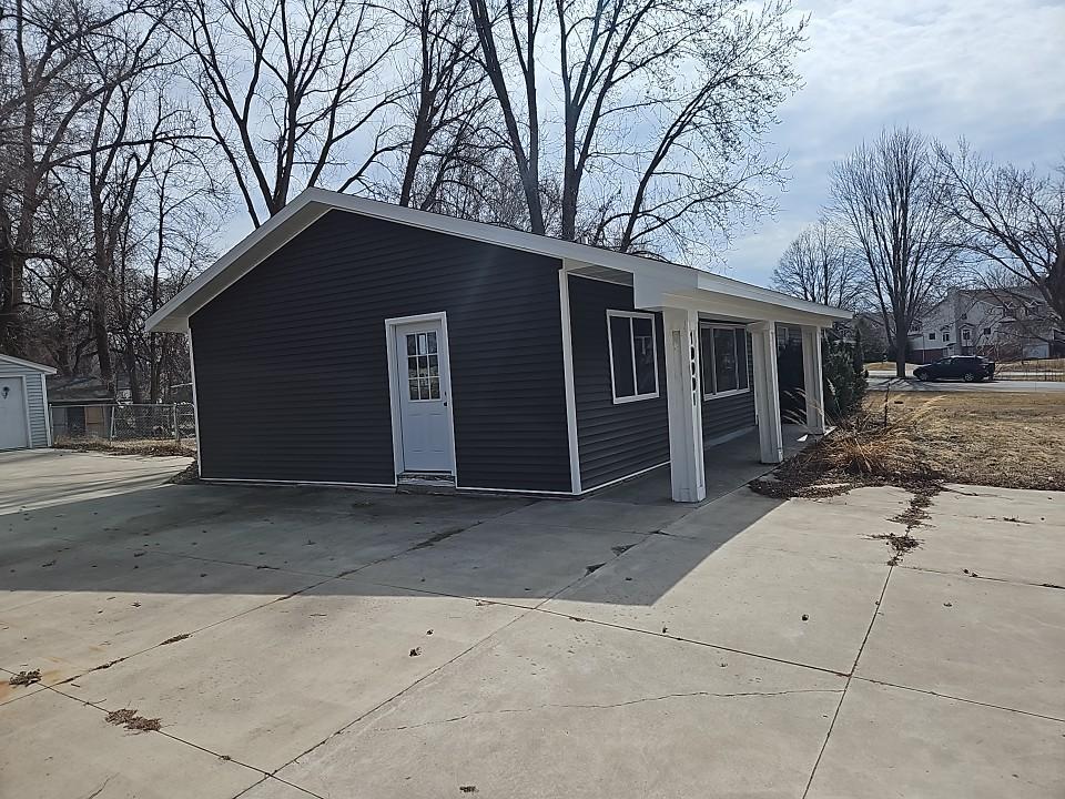10001 Redwood Street, Coon Rapids, Minnesota image 2