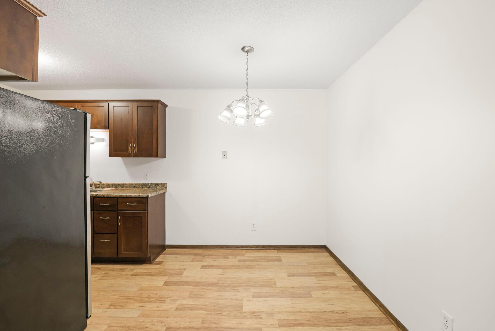 205 Barry Avenue #208, Wayzata, Minnesota image 13