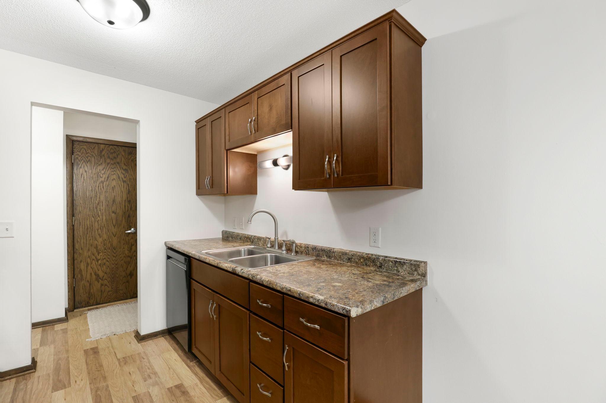 205 Barry Avenue #208, Wayzata, Minnesota image 10