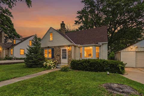 Homes For Sale - 337 5th Avenue<br/> Hopkins, MN 55343
