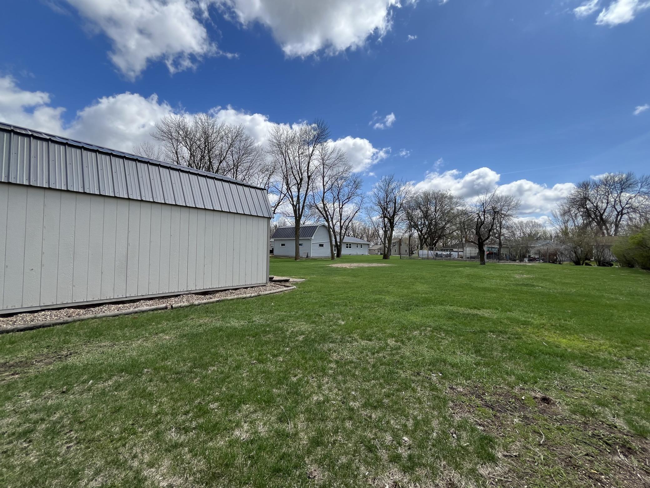 2250 18th Avenue, Windom, Minnesota image 50