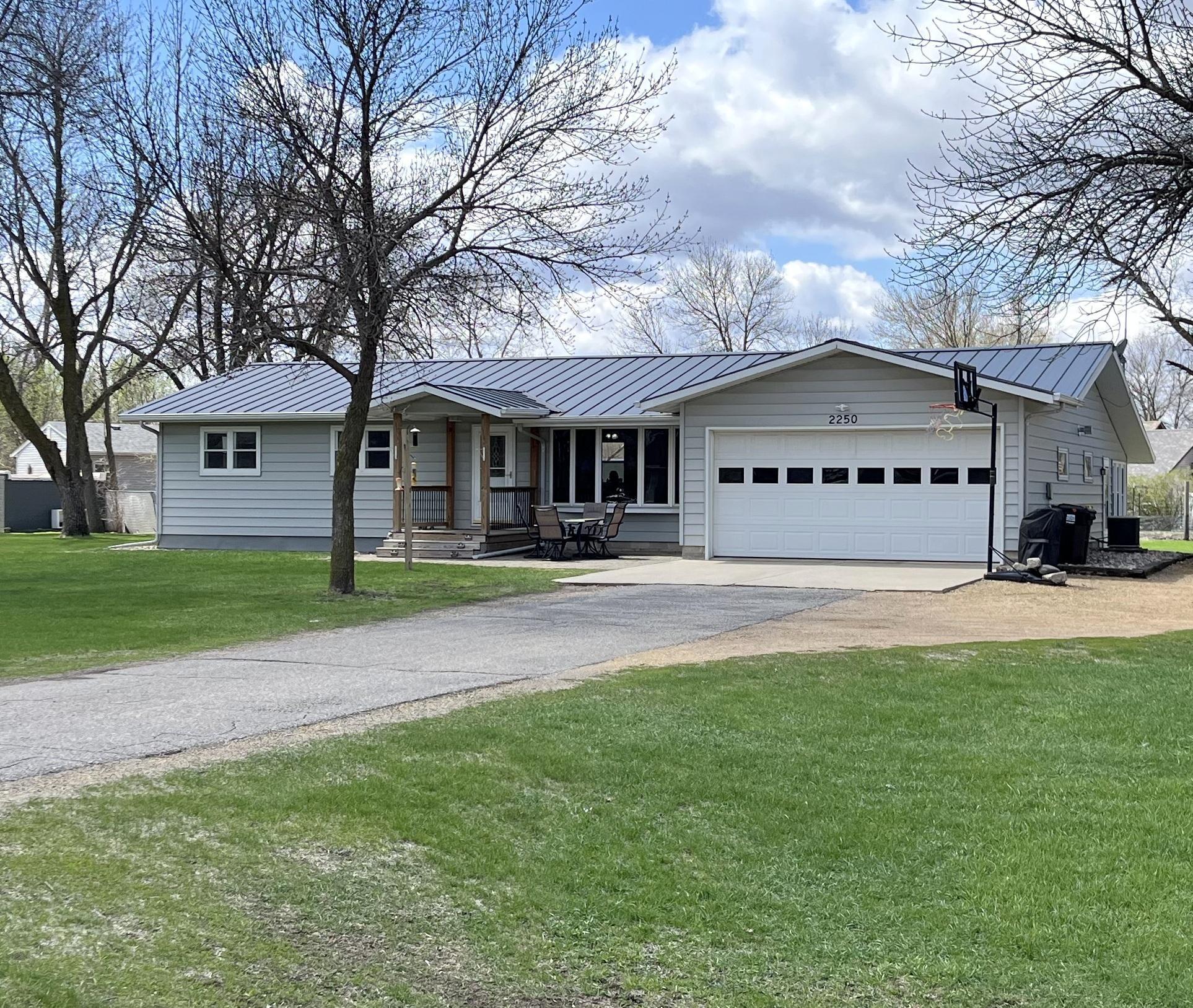 2250 18th Avenue, Windom, Minnesota image 1