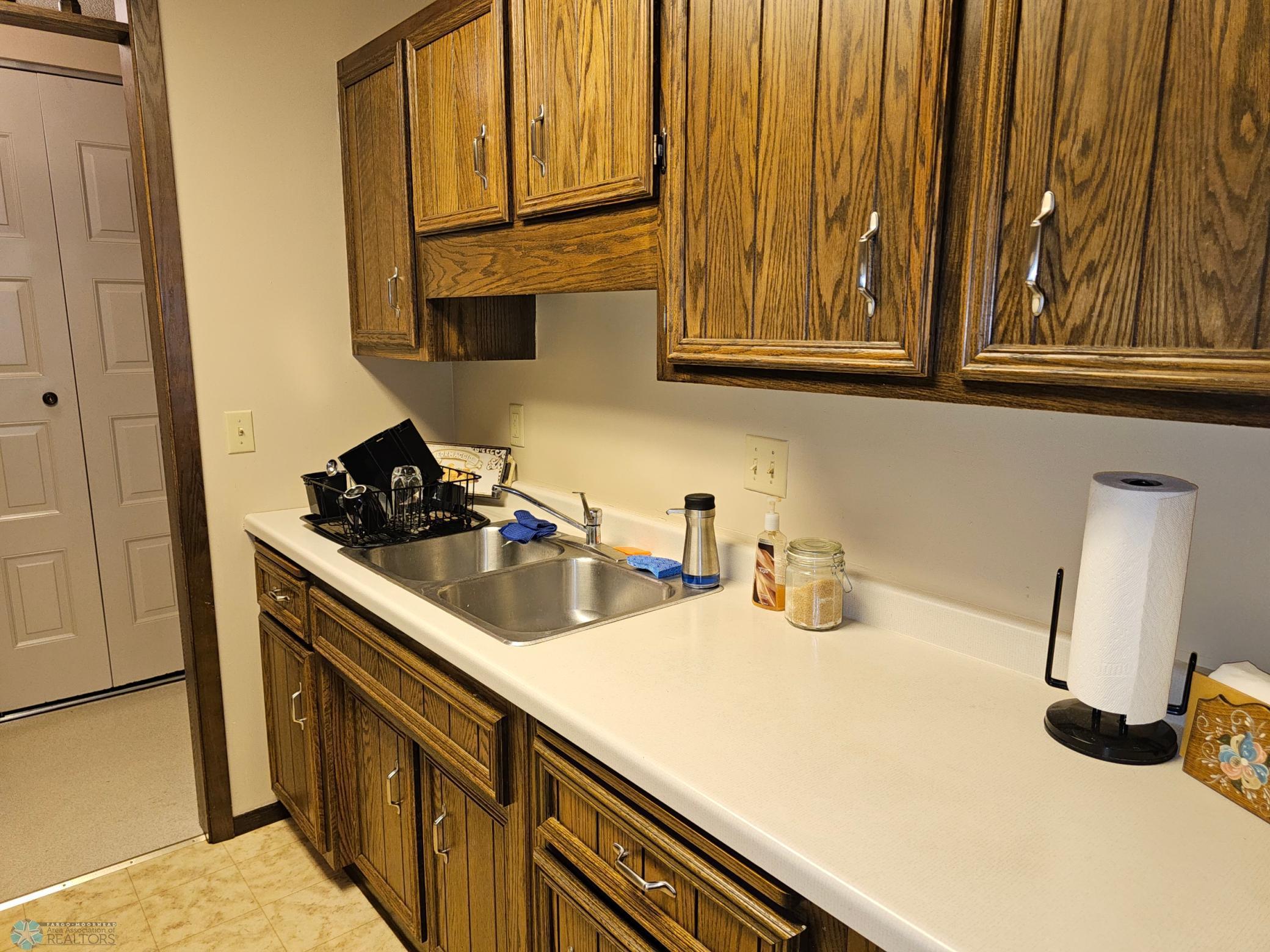 1437 Broadway #101, Fargo, North Dakota image 9