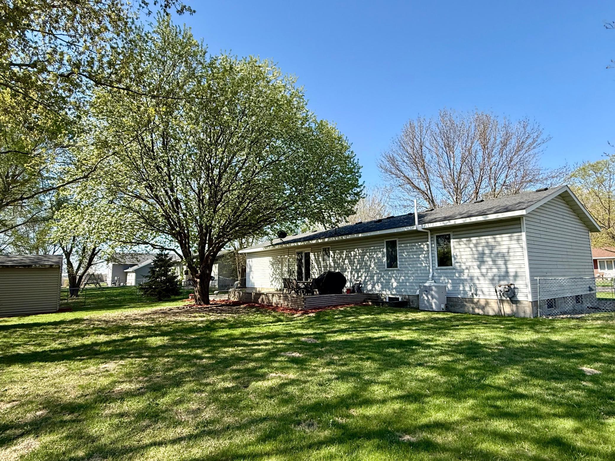 2201 22nd Street, Willmar, Minnesota image 8
