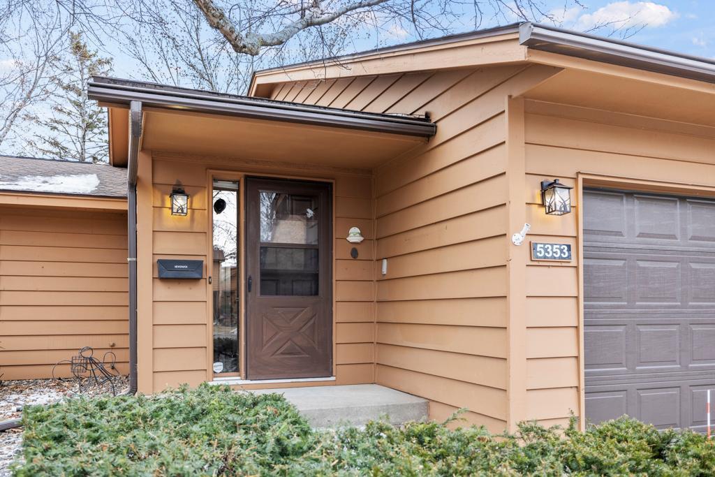 5353 Upper 147th Street, Saint Paul, Minnesota image 7