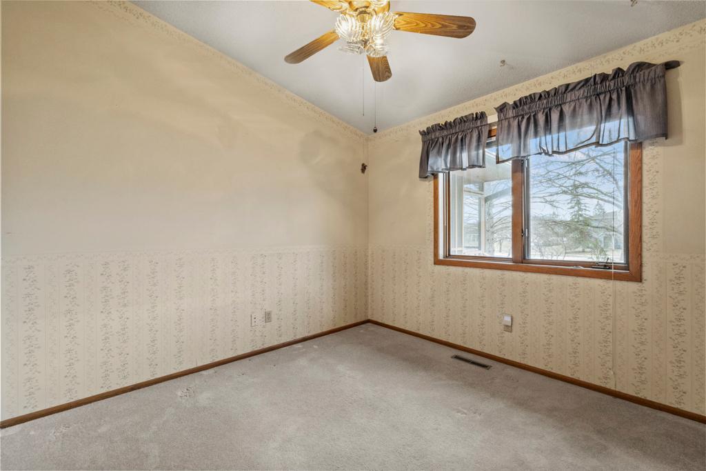 5353 Upper 147th Street, Saint Paul, Minnesota image 32