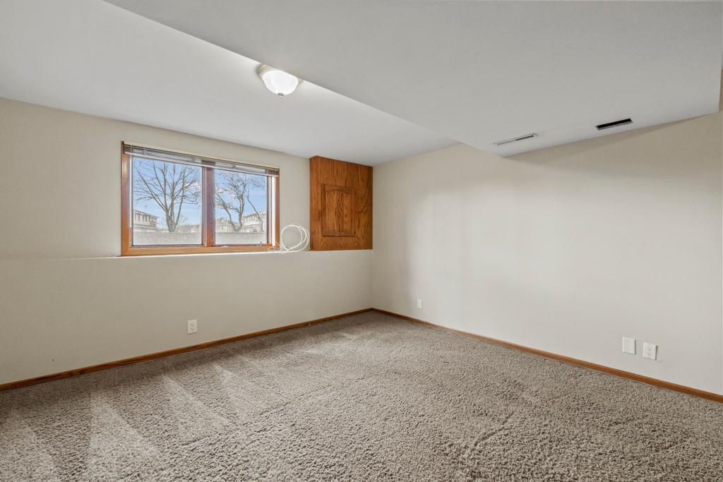 5353 Upper 147th Street, Saint Paul, Minnesota image 49