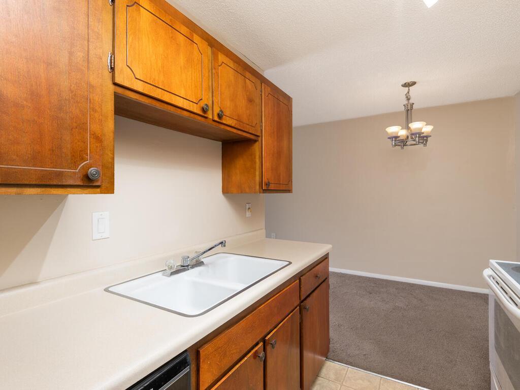 4351 Parklawn Avenue #209E, Minneapolis, Minnesota image 10
