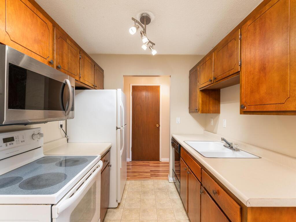 4351 Parklawn Avenue #209E, Minneapolis, Minnesota image 3