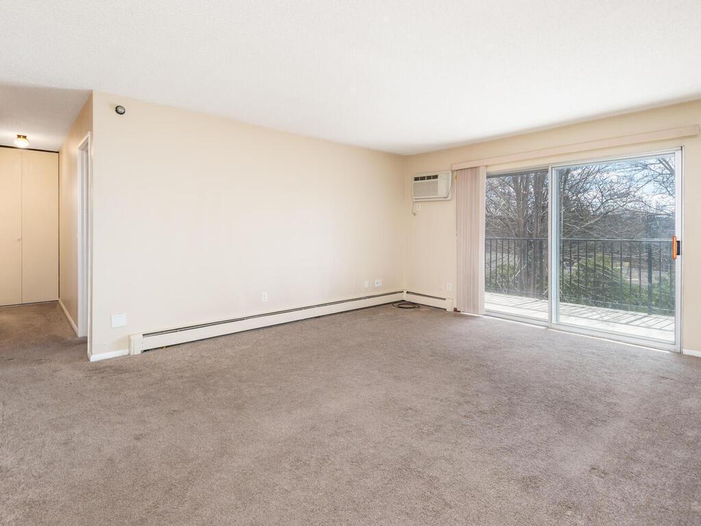 4351 Parklawn Avenue #209E, Minneapolis, Minnesota image 7