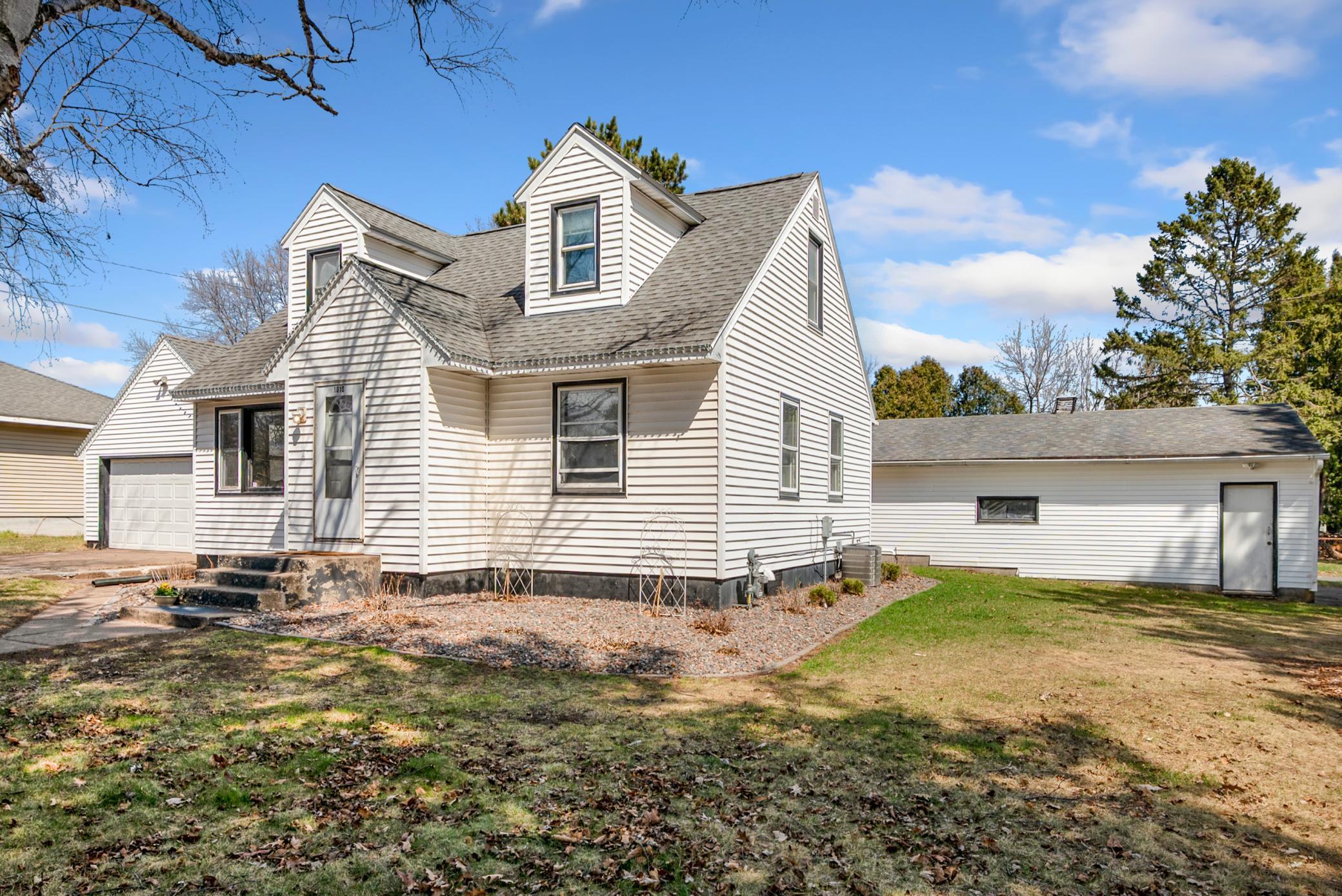 1010 14th Street, Cloquet, Minnesota image 2