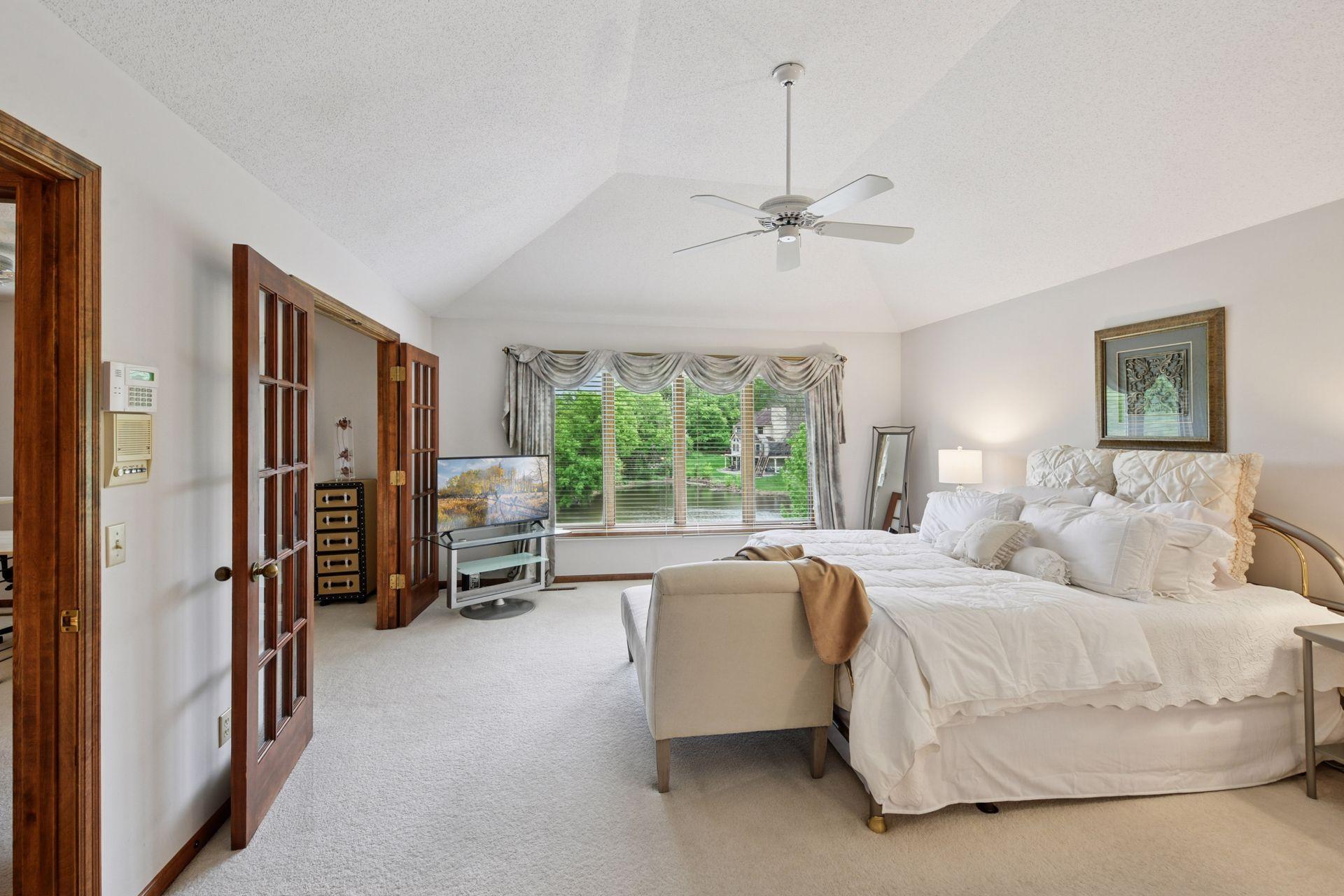 11824 Welters Way, Eden Prairie, Minnesota image 30