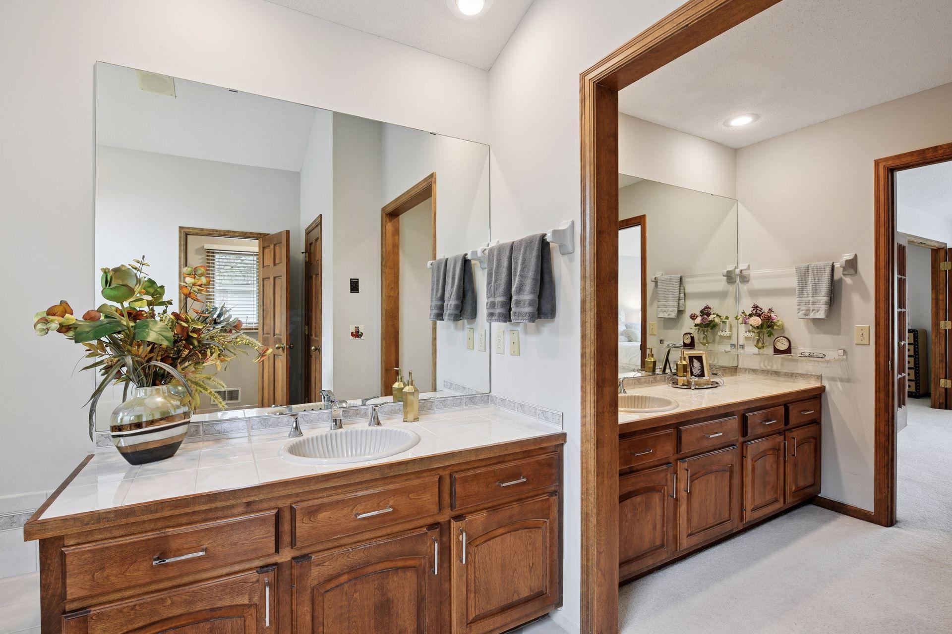 11824 Welters Way, Eden Prairie, Minnesota image 35