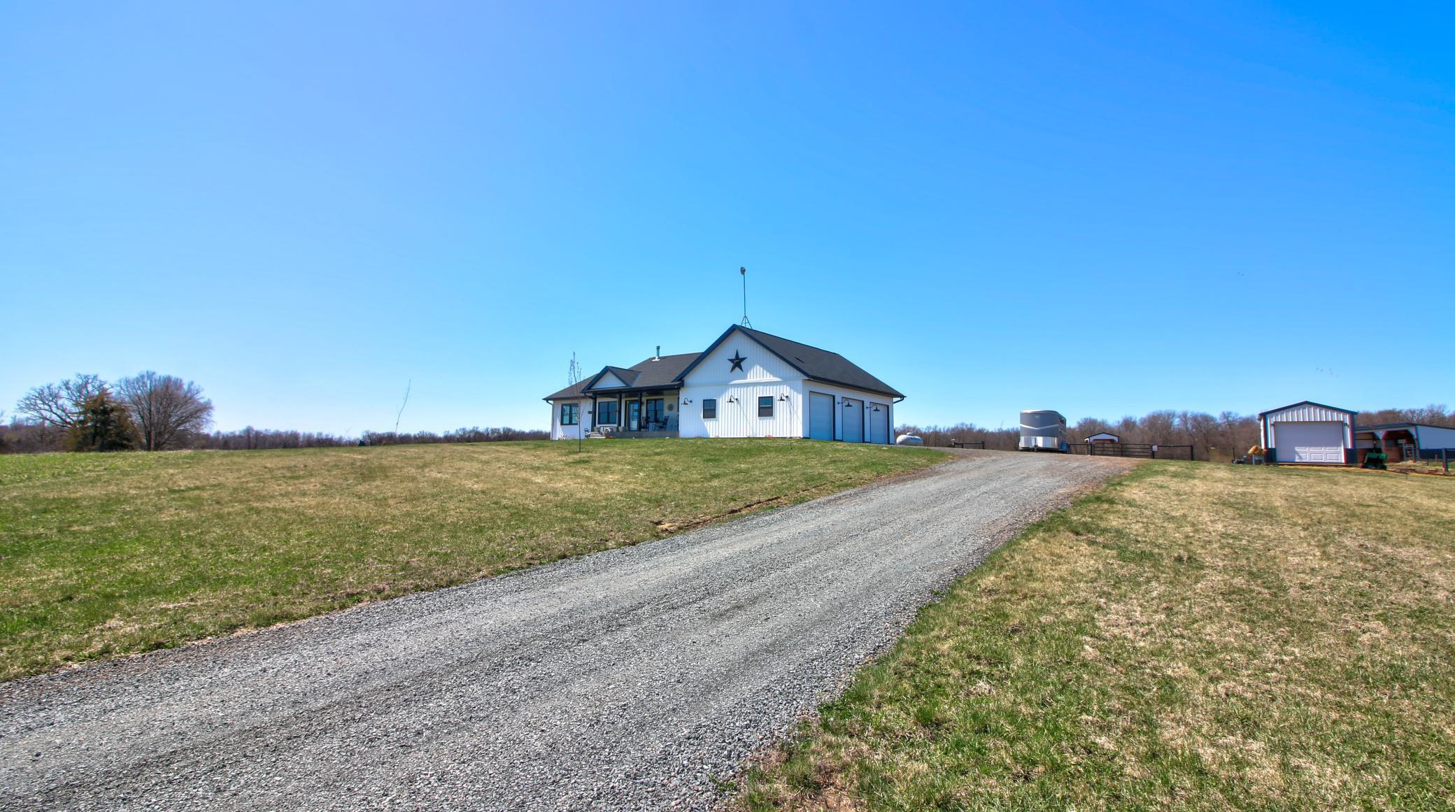 35806 Oasis Road, Lindstrom, Minnesota image 47