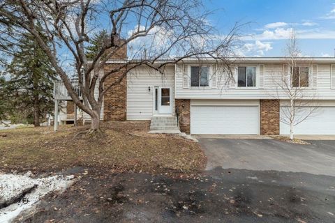 Homes For Sale - 1509 W 140th Street<br/> Dakota County, Burnsville, MN 55337