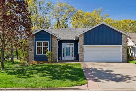 Homes For Sale - 354 East Avenue Circle<br/> Washington County, Saint Paul, MN 55115