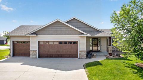 Homes For Sale - 4201 Dodge Lane<br/> Rochester, MN 55906