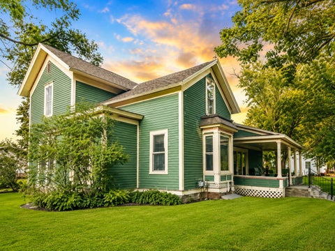 Homes For Sale - 14 3rd Avenue<br/> Verndale, MN 56481