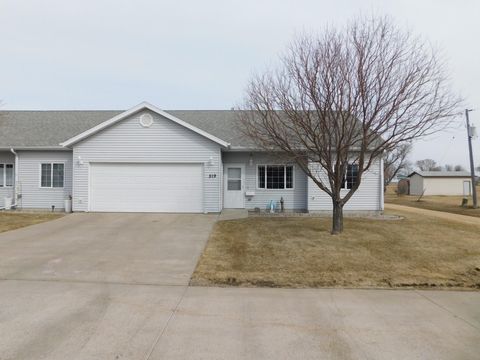 Townhouse For Sale - 519 2nd Street<br/> Dilworth, MN 56529