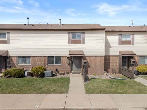 Townhouse For Sale - 3945 18th Avenue<br/> Rochester, MN 55901