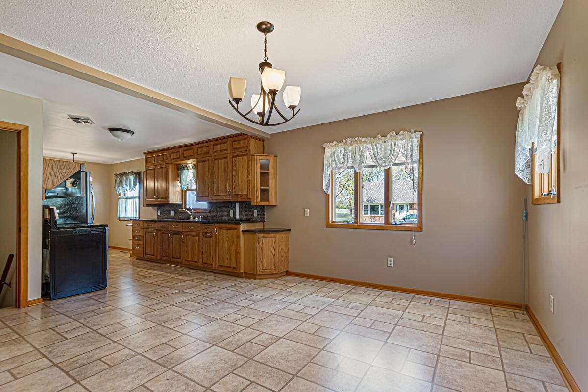 917 Court Avenue, Gaylord, Minnesota image 4