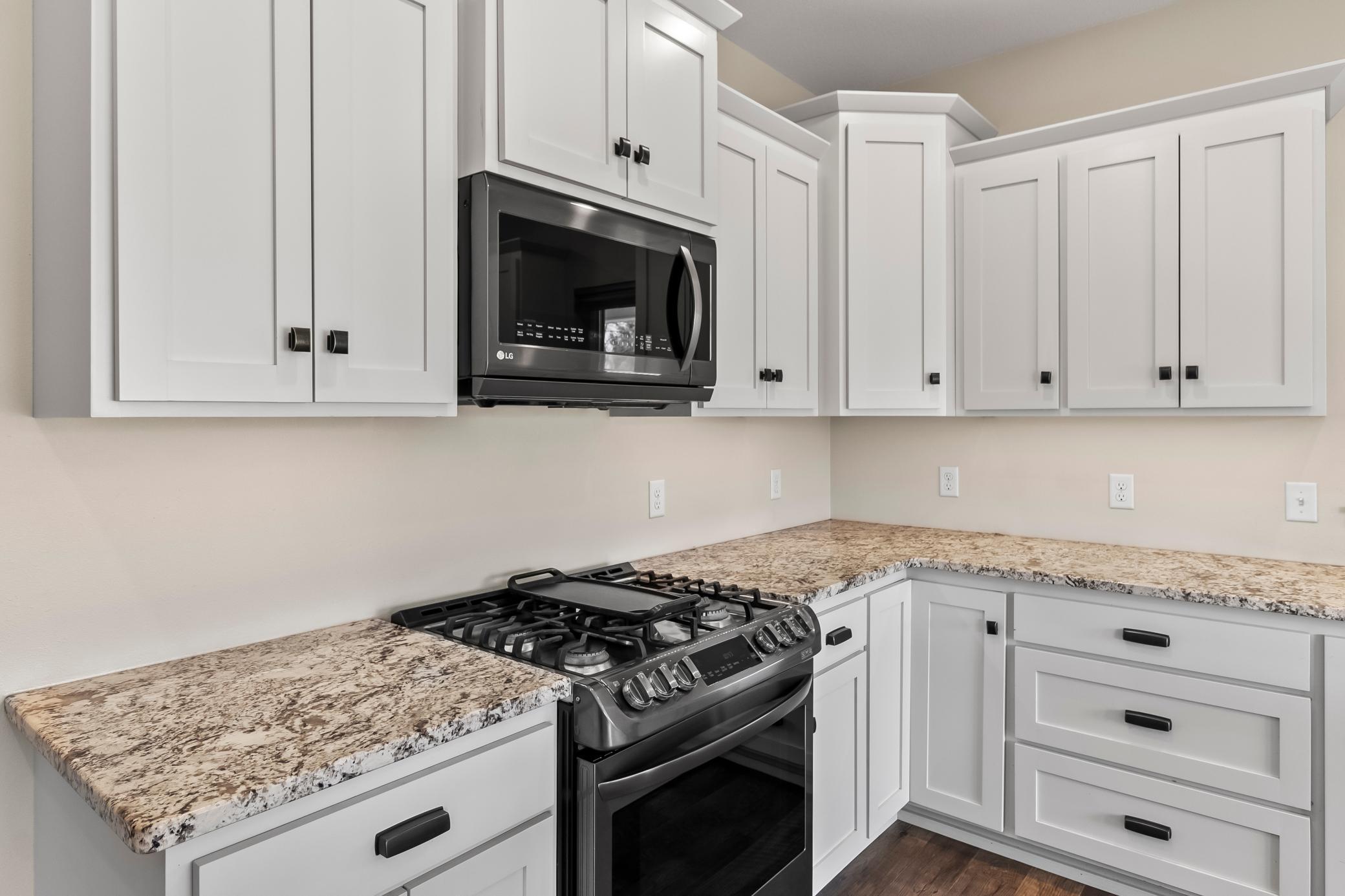 1450 N Crailsheim Road, Worthington, Minnesota image 7