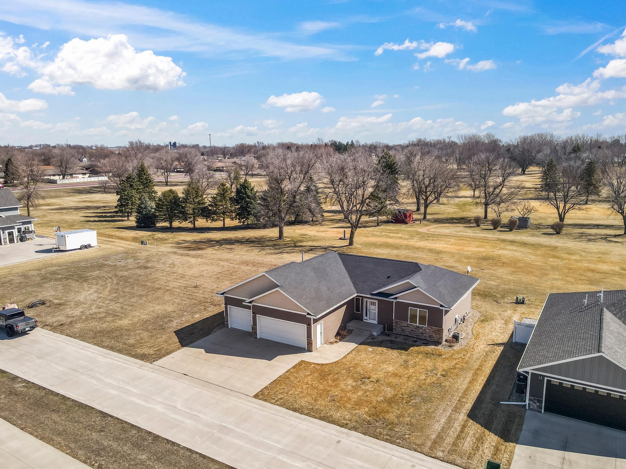 1450 N Crailsheim Road, Worthington, Minnesota image 2