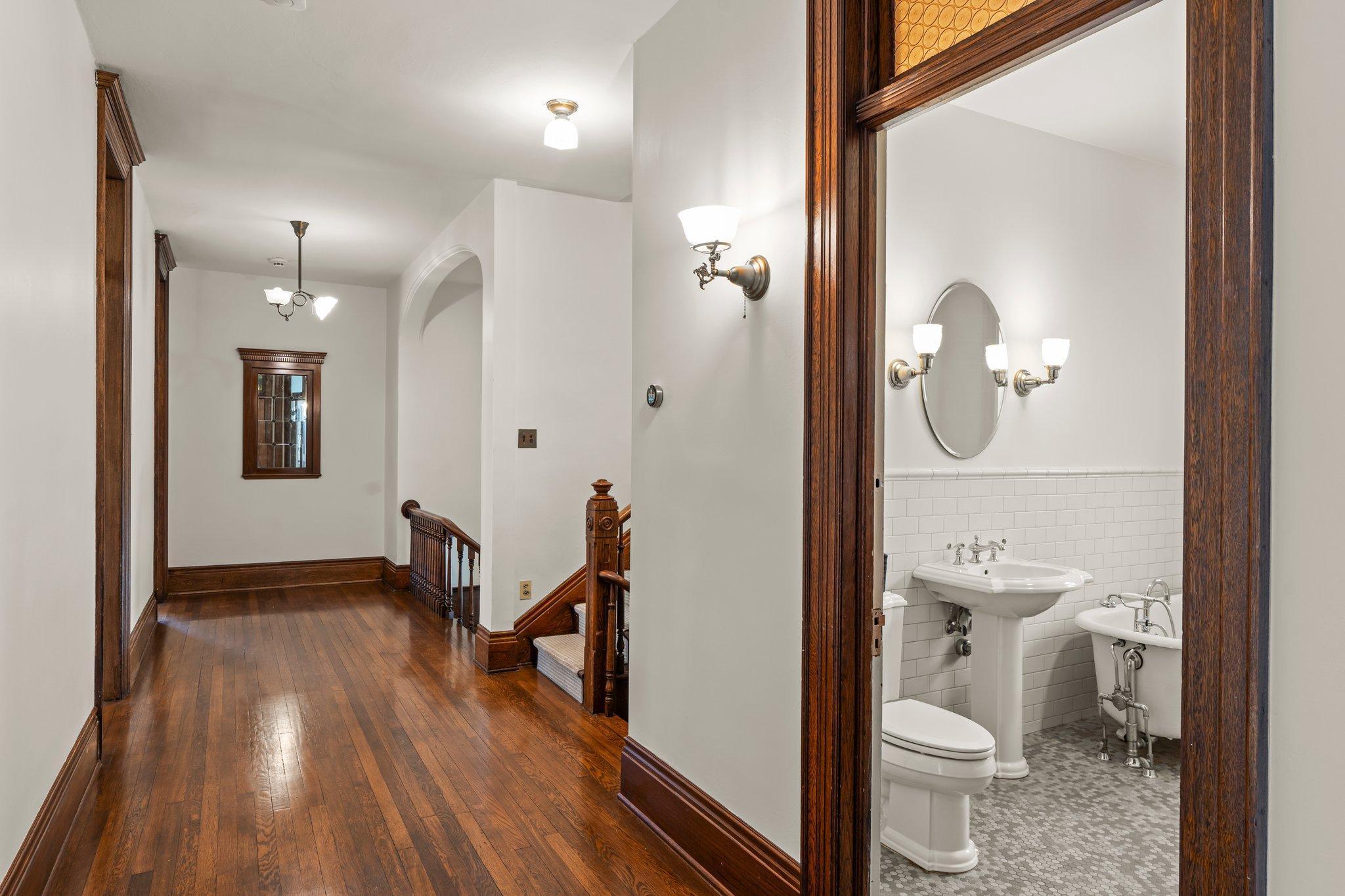 463 Ashland Avenue, Saint Paul, Minnesota image 46